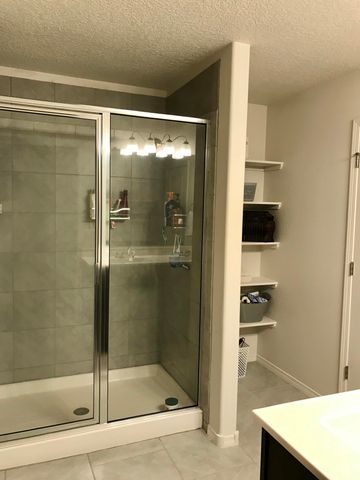 5805 Colfax Place NE, Rio Rancho, NM 87144