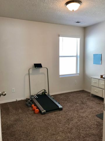 5805 Colfax Place NE, Rio Rancho, NM 87144