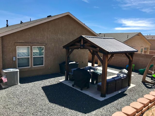 5805 Colfax Place NE, Rio Rancho, NM 87144