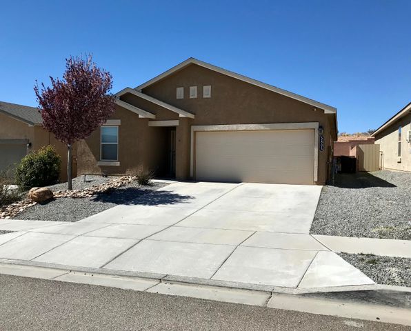 5805 Colfax Place NE, Rio Rancho, NM 87144