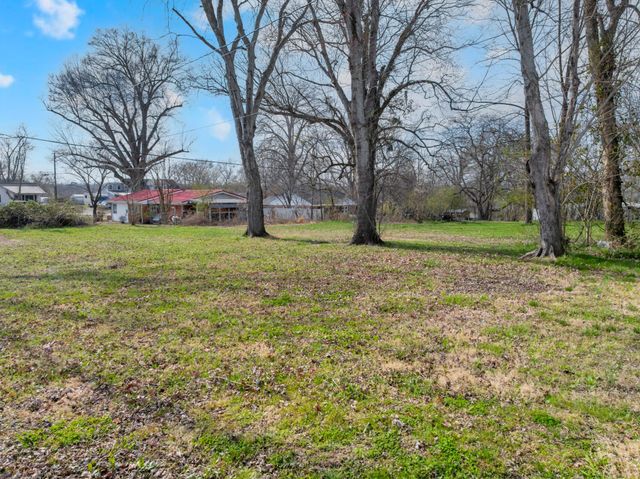 316 S Jefferson St, Tullahoma, TN 37388