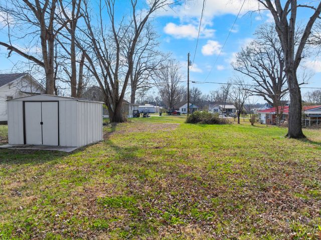 316 S Jefferson St, Tullahoma, TN 37388