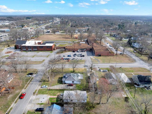 316 S Jefferson St, Tullahoma, TN 37388