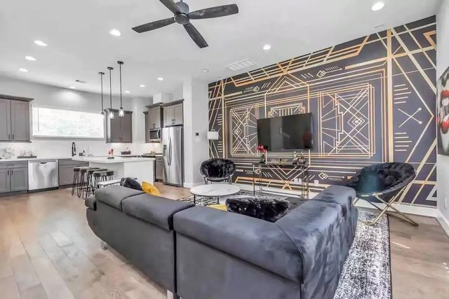 1915 Kolfahl Street B, Houston, TX 77023