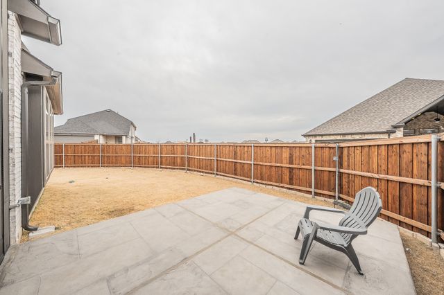 1000 Goldenrod Drive, Crowley, TX 76036
