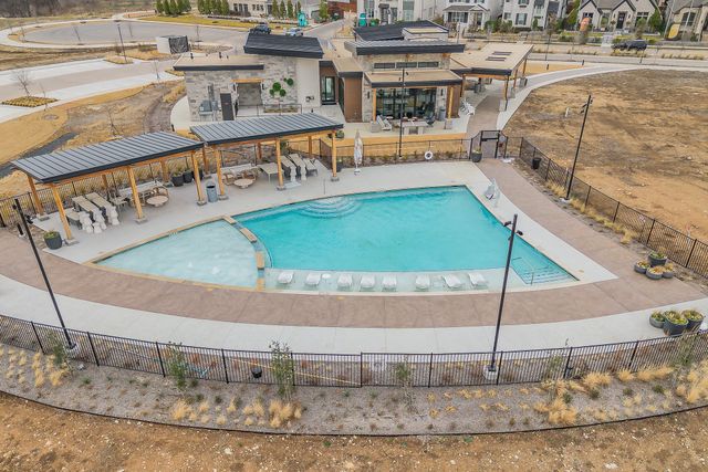 1000 Goldenrod Drive, Crowley, TX 76036