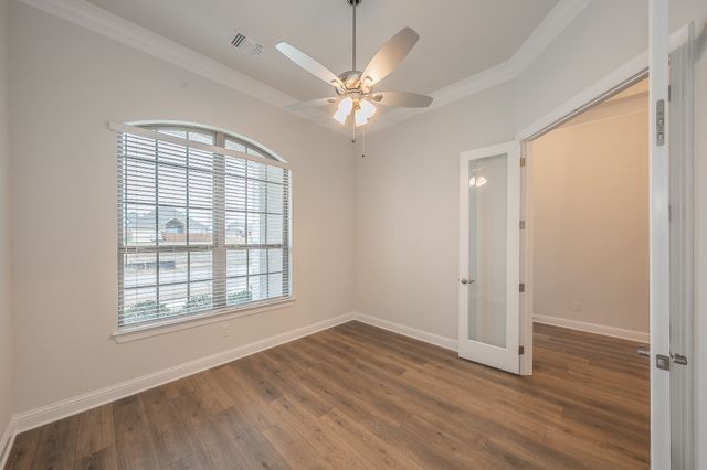 1000 Goldenrod Drive, Crowley, TX 76036