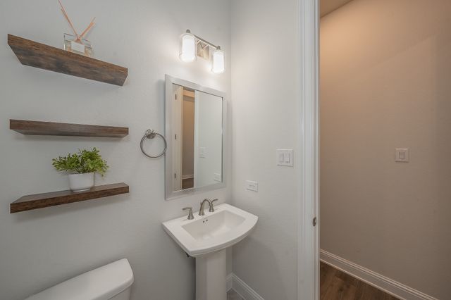 1000 Goldenrod Drive, Crowley, TX 76036