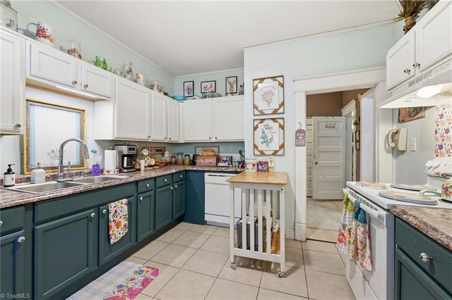 901 Montgomery Street, Reidsville, NC 27320