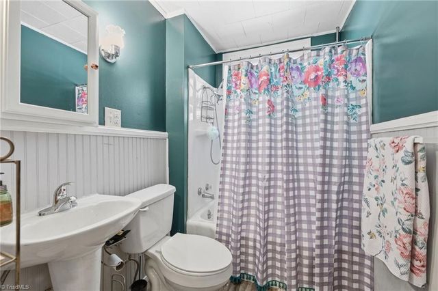 901 Montgomery Street, Reidsville, NC 27320