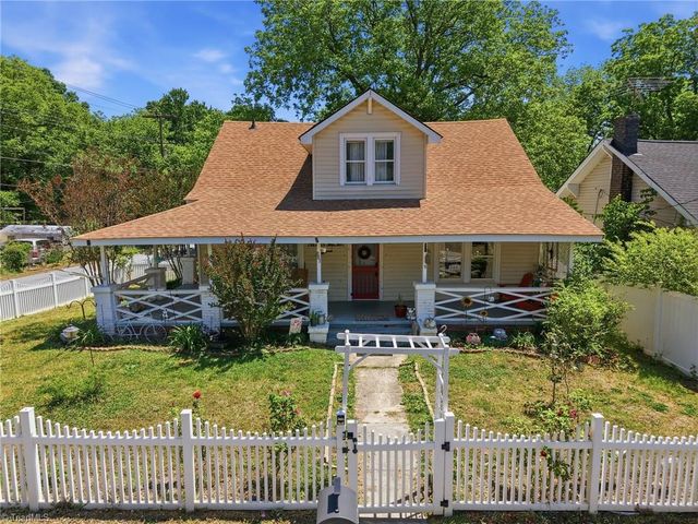 901 Montgomery Street, Reidsville, NC 27320