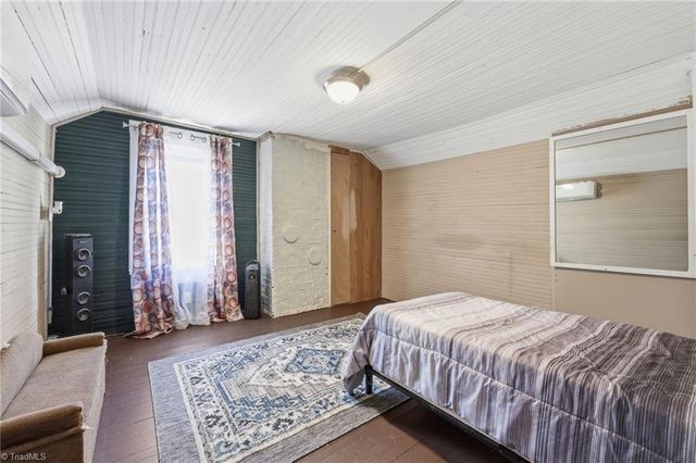 901 Montgomery Street, Reidsville, NC 27320