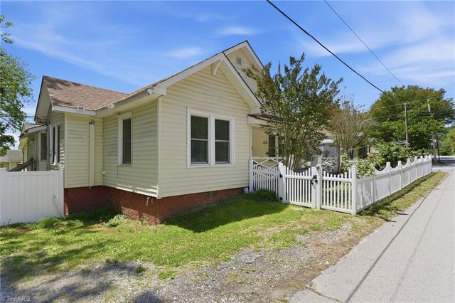 901 Montgomery Street, Reidsville, NC 27320