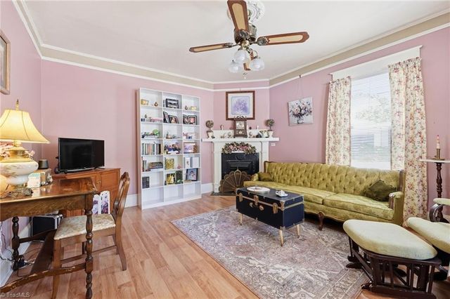 901 Montgomery Street, Reidsville, NC 27320