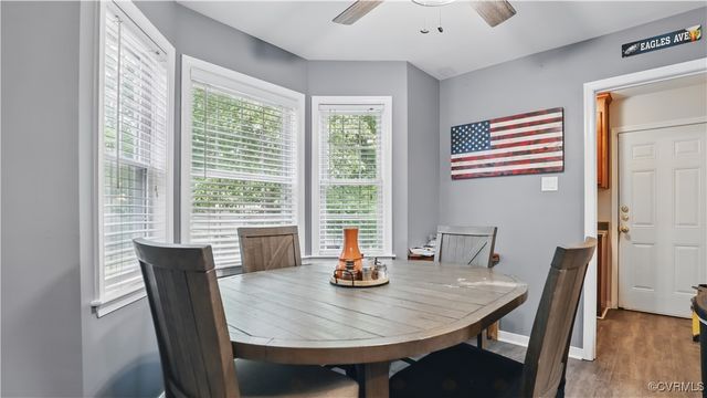 11721 Walnut Wood Dr, Chesterfield, VA 23112