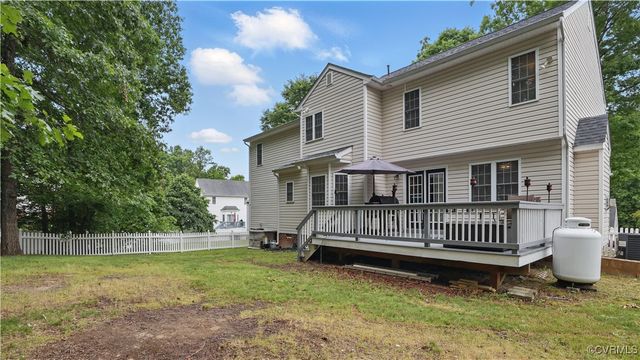 11721 Walnut Wood Dr, Chesterfield, VA 23112