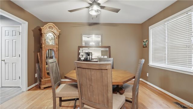 11721 Walnut Wood Dr, Chesterfield, VA 23112