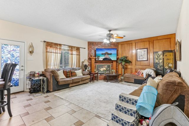 331 Linhurst Drive, Murphy, TX 75094