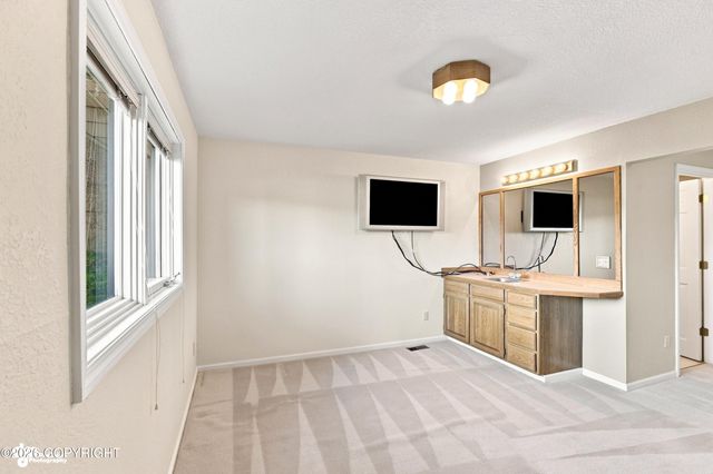 4151 Raspberry Road, Anchorage, AK 99502