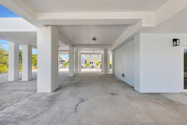 1508 Shaw Drive, Key Largo, FL 33037