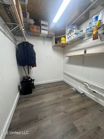 502 Russell Avenue, Ocean Springs, MS 39564