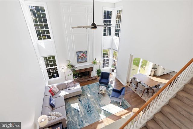 12 MANOR RD, Newtown, PA 18940