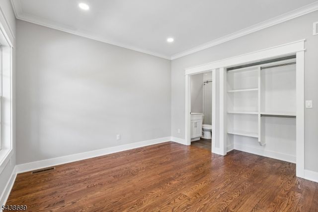 1 Lourdes Ct, Andover Twp., NJ 07860