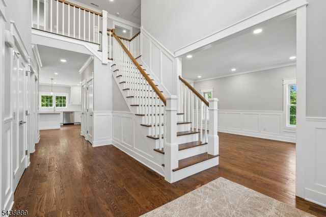 1 Lourdes Ct, Andover Twp., NJ 07860