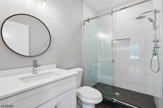 1 Lourdes Ct, Andover Twp., NJ 07860