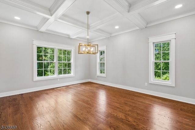 1 Lourdes Ct, Andover Twp., NJ 07860