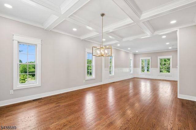 1 Lourdes Ct, Andover Twp., NJ 07860