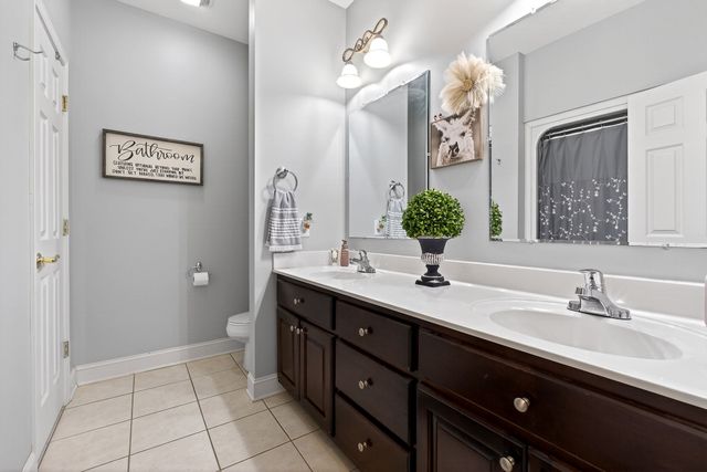 195 Stonegate Dr, Smithville, TN 37166
