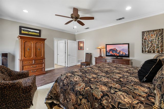 8903 Ravenswood Road, Granbury, TX 76049