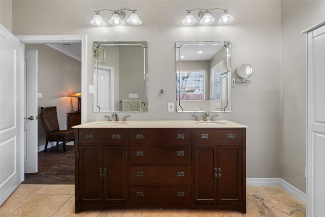 8903 Ravenswood Road, Granbury, TX 76049