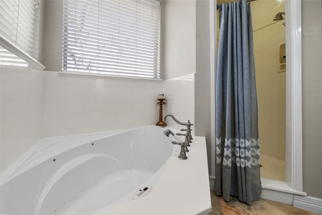 8903 Ravenswood Road, Granbury, TX 76049