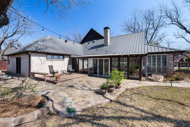 8903 Ravenswood Road, Granbury, TX 76049