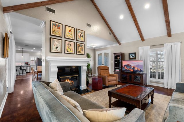 8903 Ravenswood Road, Granbury, TX 76049