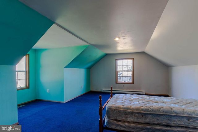 393 W AARON SQ, Aaronsburg, PA 16820