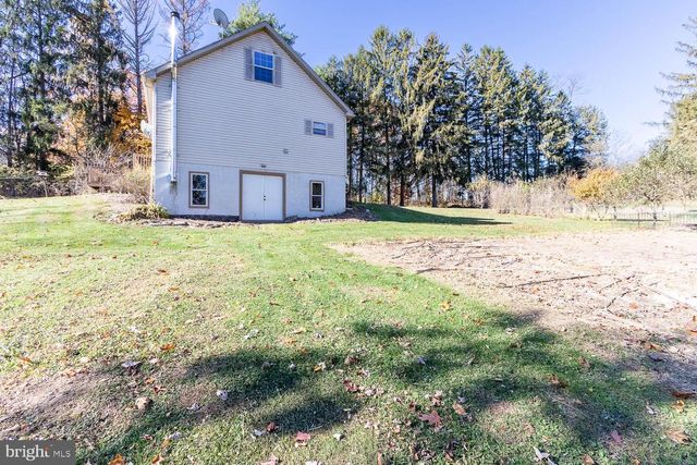 393 W AARON SQ, Aaronsburg, PA 16820