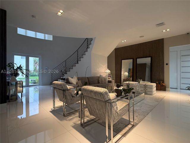 7550 NW 101st Ct 0, Doral, FL 33178