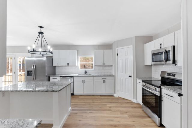 752 Dundee Circle, Raeford, NC 28376