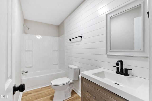 752 Dundee Circle, Raeford, NC 28376
