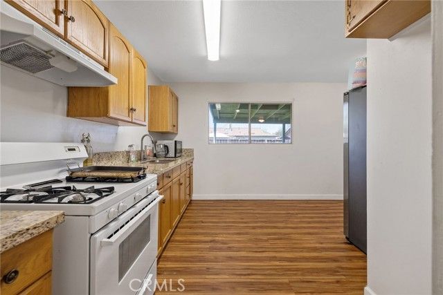 10840 Beverly Drive, Hanford, CA 93230