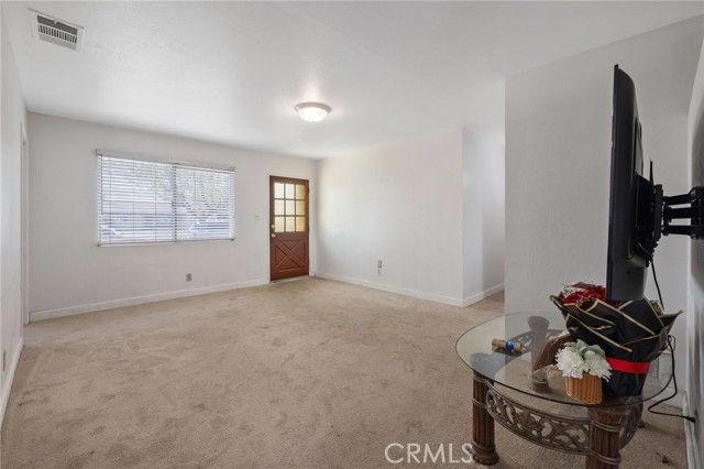 10840 Beverly Drive, Hanford, CA 93230