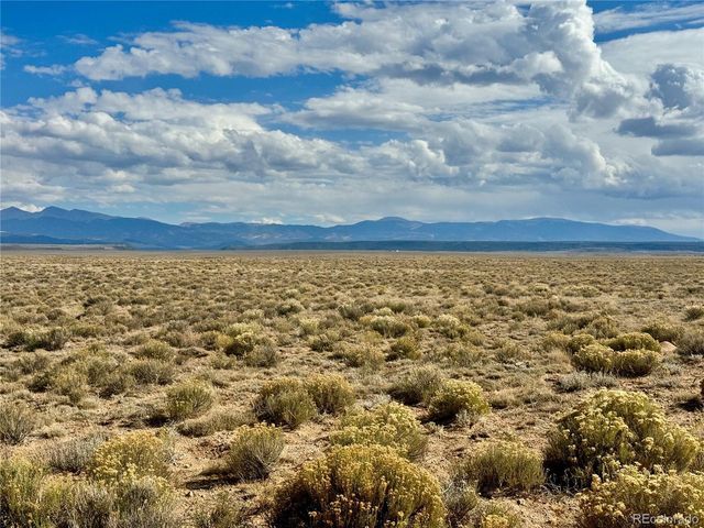 15 Navajo Ave, Blanca, CO 81123