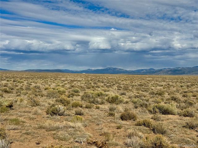 15 Navajo Ave, Blanca, CO 81123