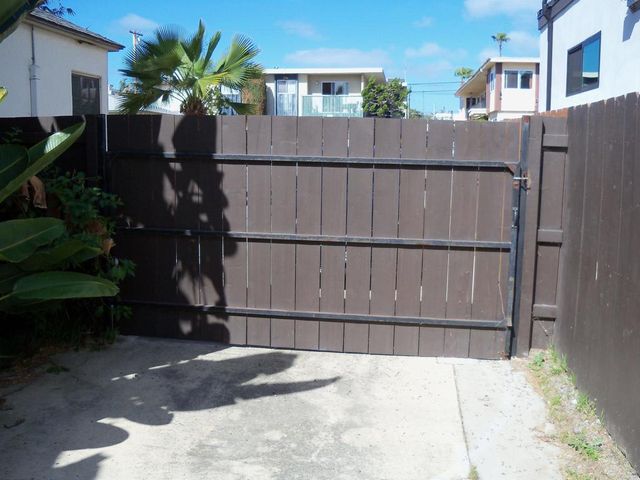 1250 1254 Parker Place, San Diego, CA 92109