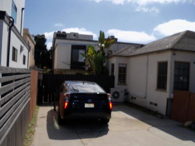 1250 1254 Parker Place, San Diego, CA 92109