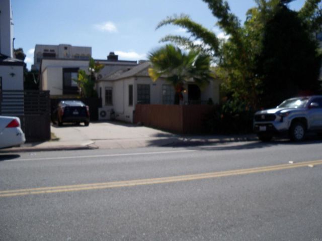 1250 1254 Parker Place, San Diego, CA 92109