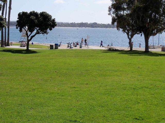 1250 1254 Parker Place, San Diego, CA 92109